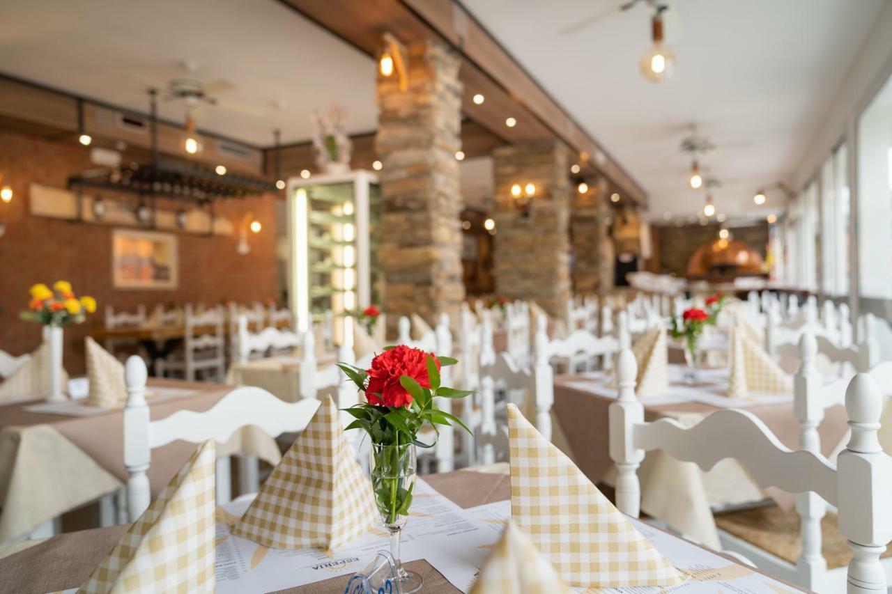 Hotel Esperia Caorle Exterior photo
